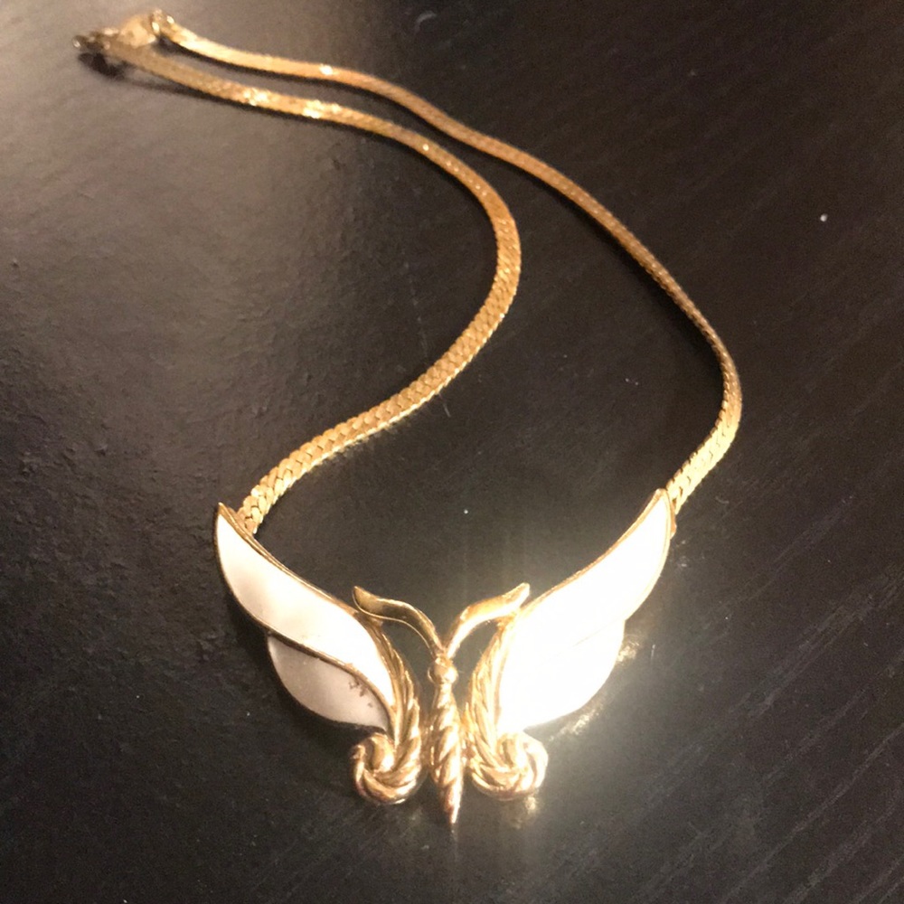 Vintage Trifari necklace